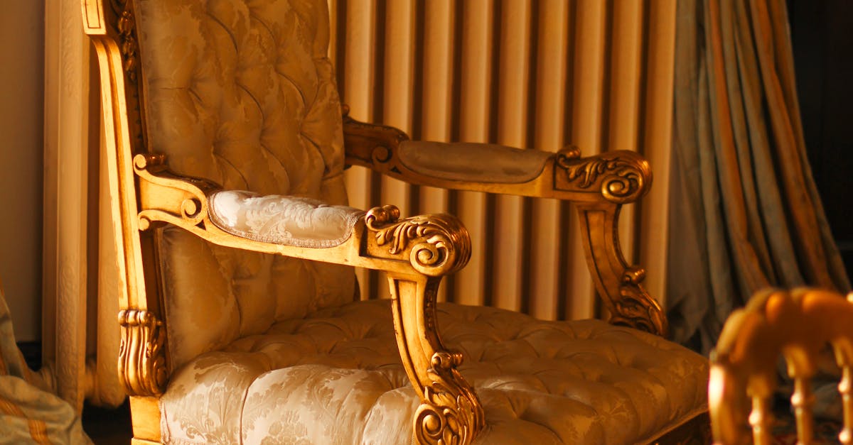 Safeguarding Your Treasures: Best Practices for Art and Antique Transport