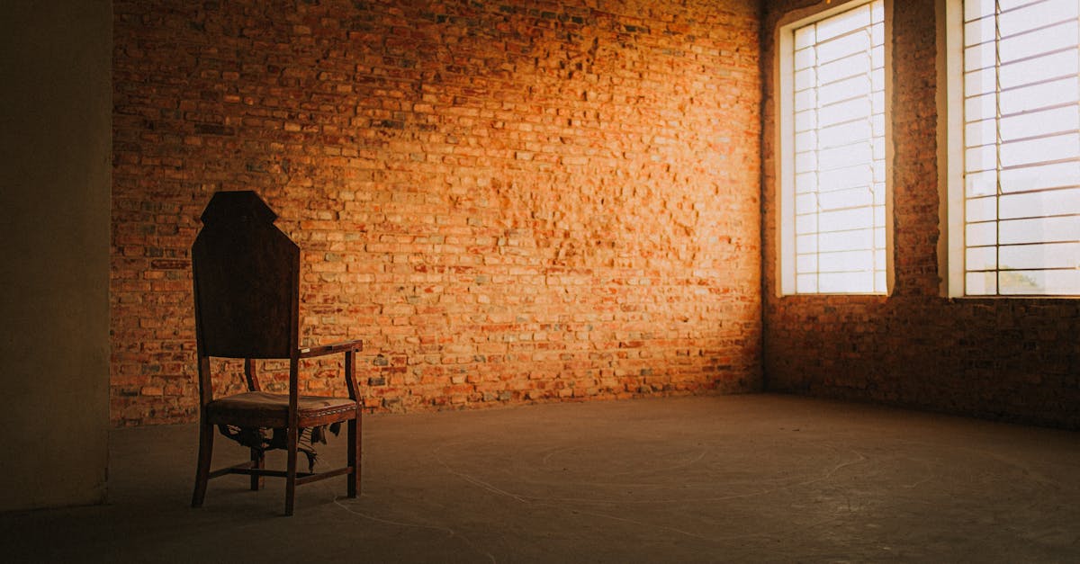 Understanding Insurance for Art and Antique Transport Services